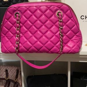 Fuchsia pink Kate spade quilted leather bowlingbag